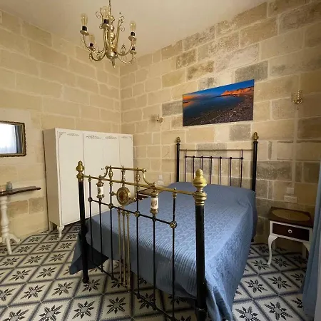 بيت للعطل Ta Mikieli 62 نادور