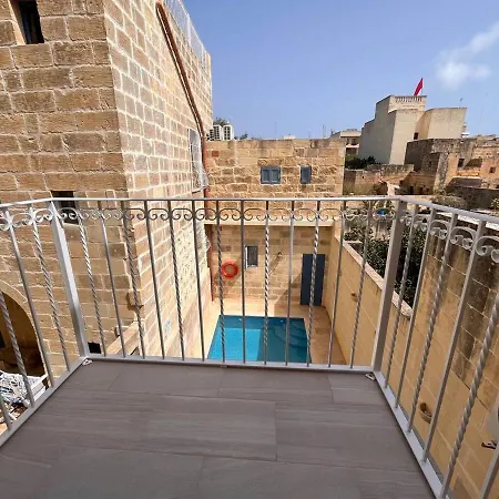 Ta Mikieli 62 בית נופש *